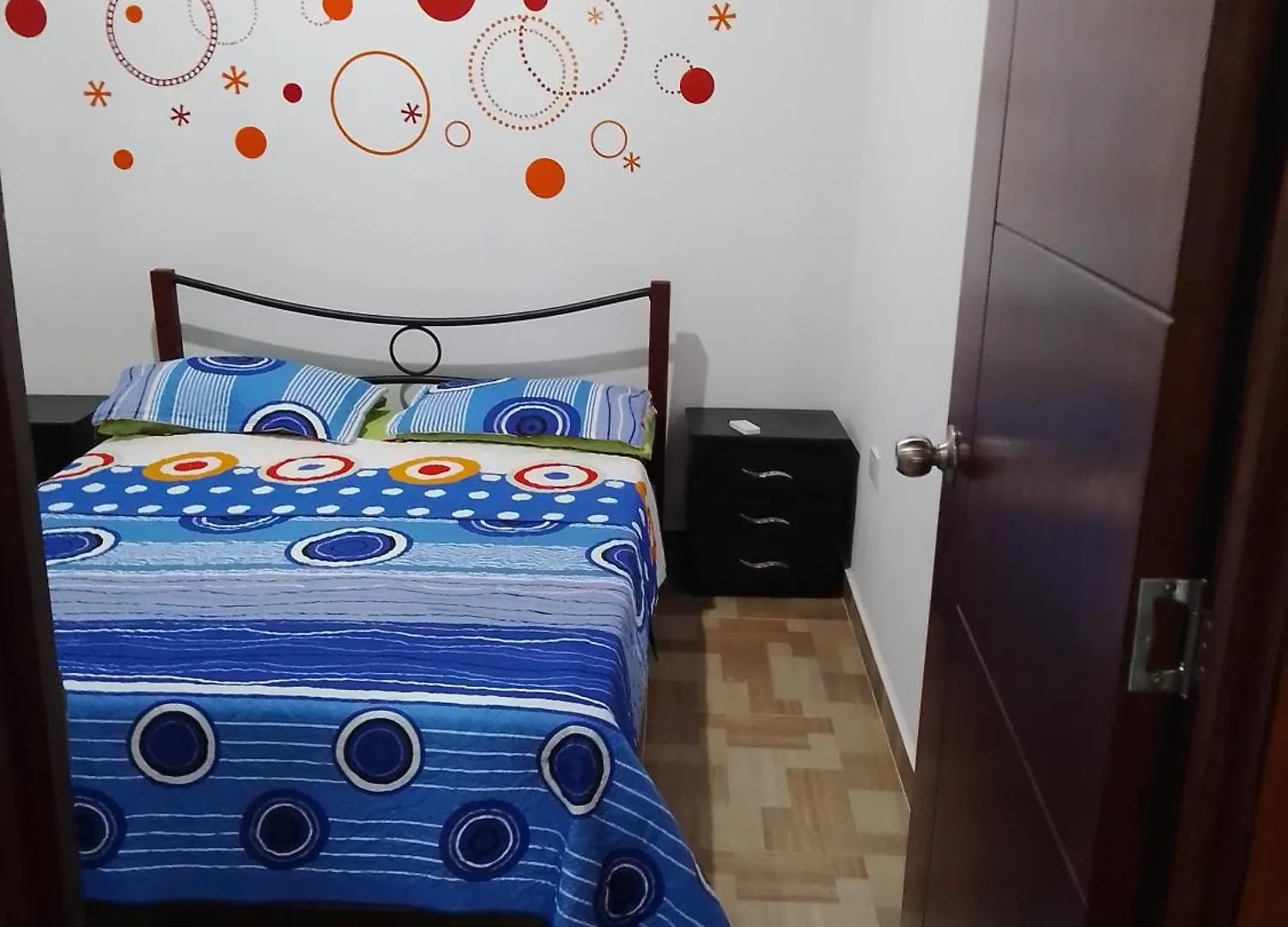 Comodo Apartamento Central En Barrio Semi Rural ビリャビセンシオ アパート