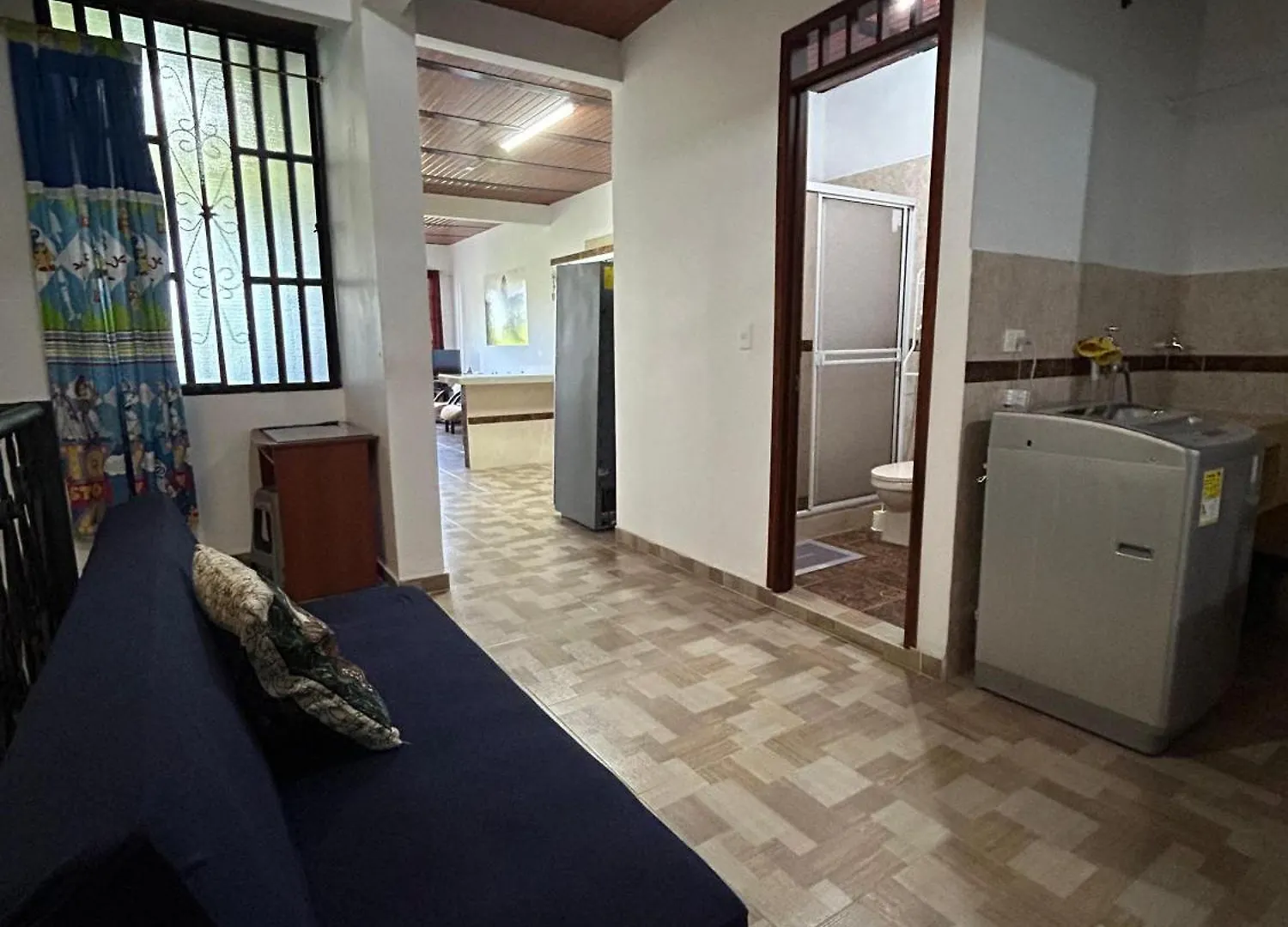 Comodo Apartamento Central En Barrio Semi Rural ビリャビセンシオ