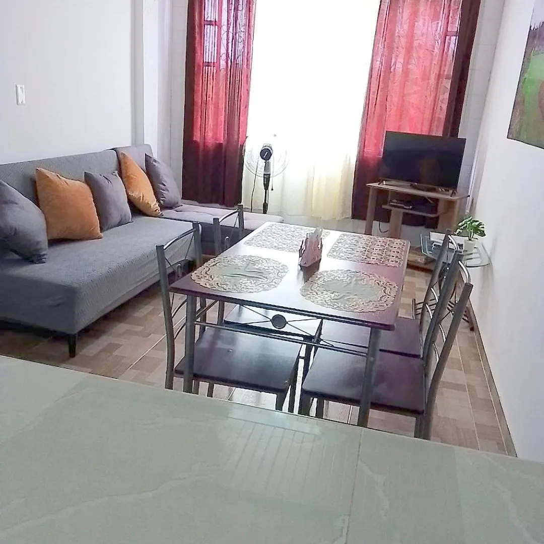 Comodo Apartamento Central En Barrio Semi Rural ビリャビセンシオ アパート